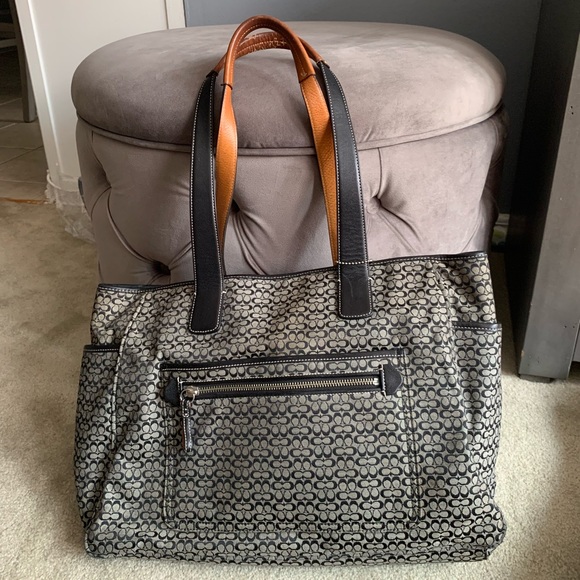 COACH Tote Bag - Picture 2 of 15